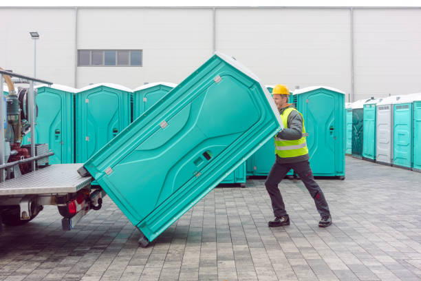 Porta potty delivery and setup in Arden On The Severn, MD